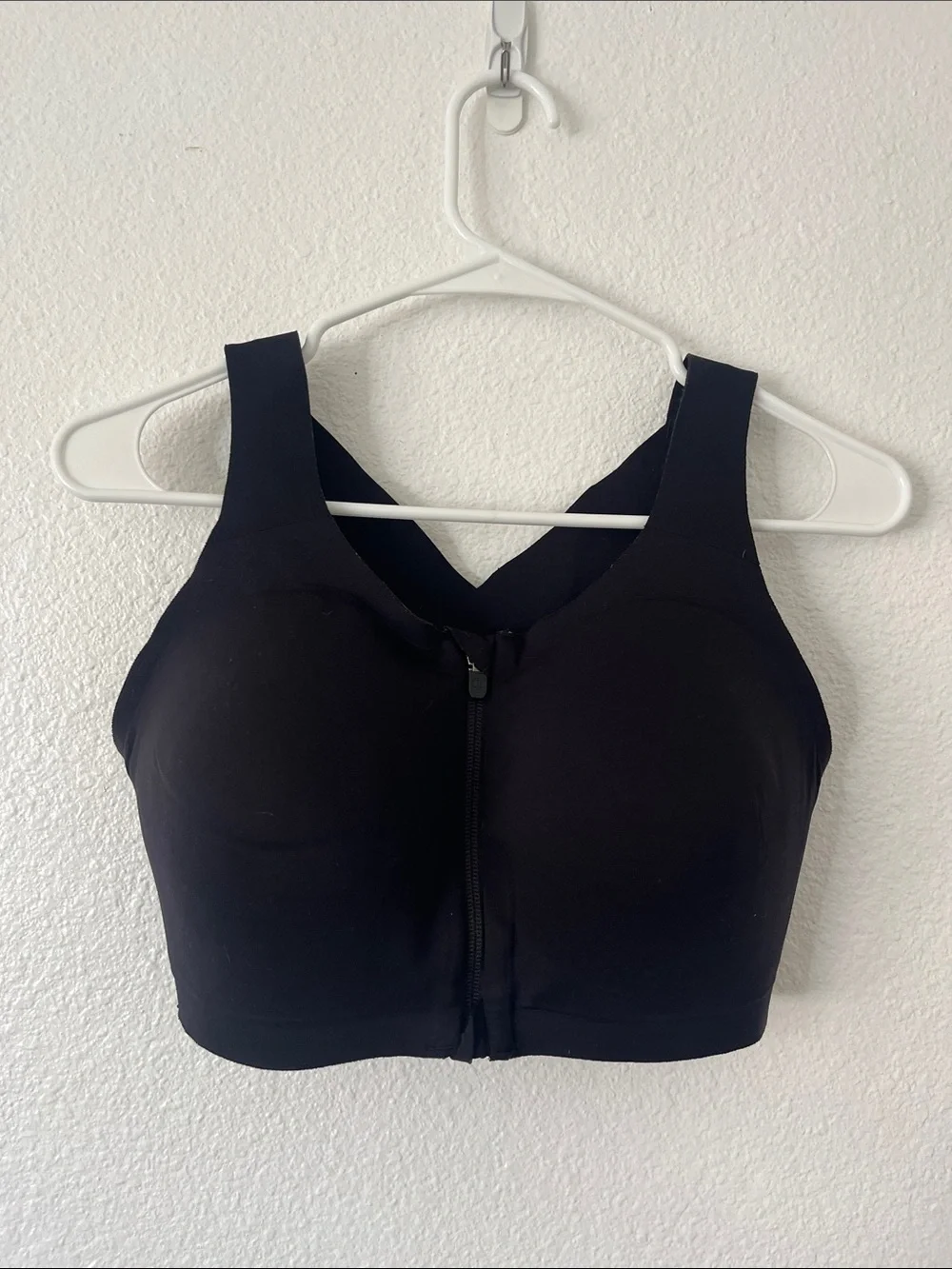 Lululemon Black Elite Weave-Back Sports Bra Size 34E